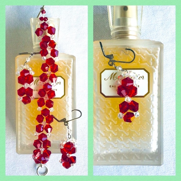 New 3 Piece Handcrafted Ruby Color Glass Bicone Beads Bracelet, Earrings & Cross - Picture 6 of 6